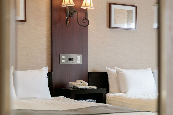 Room 16 of 101
