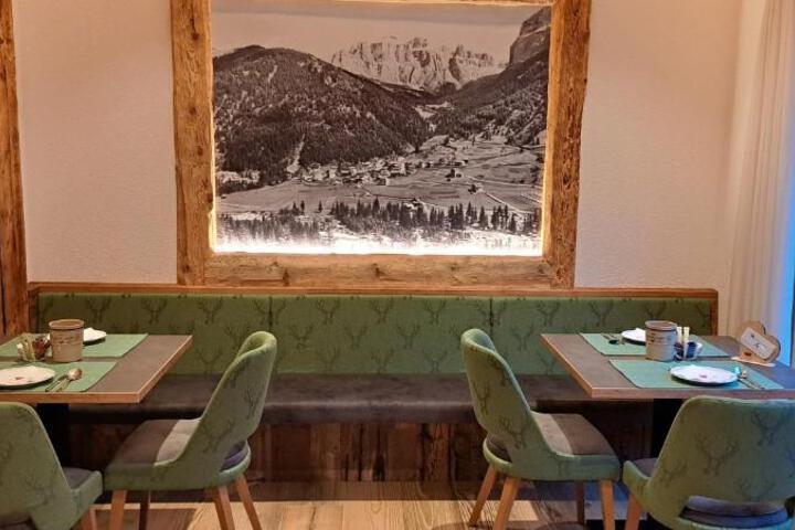 General 4 of 41