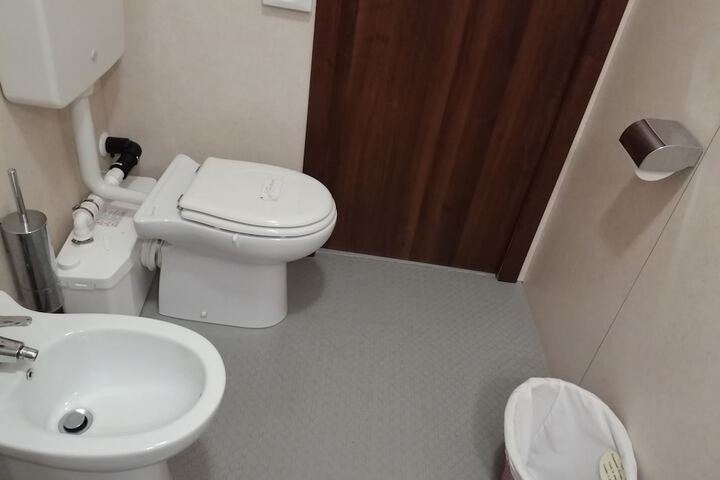 Room 112 of 140