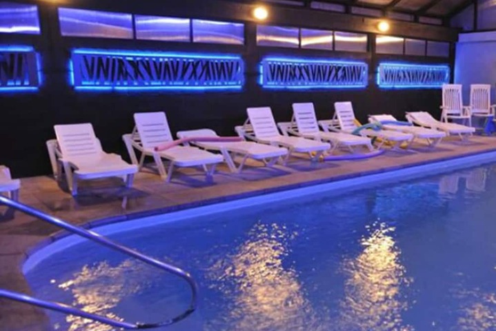 Pool 44 of 56