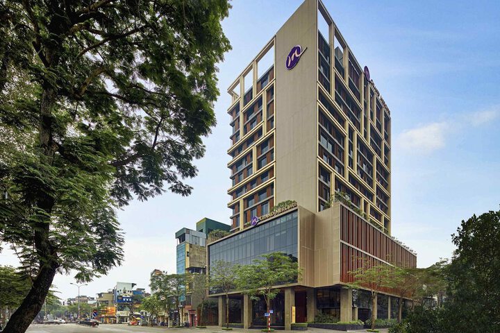 Hotel 143 of 144