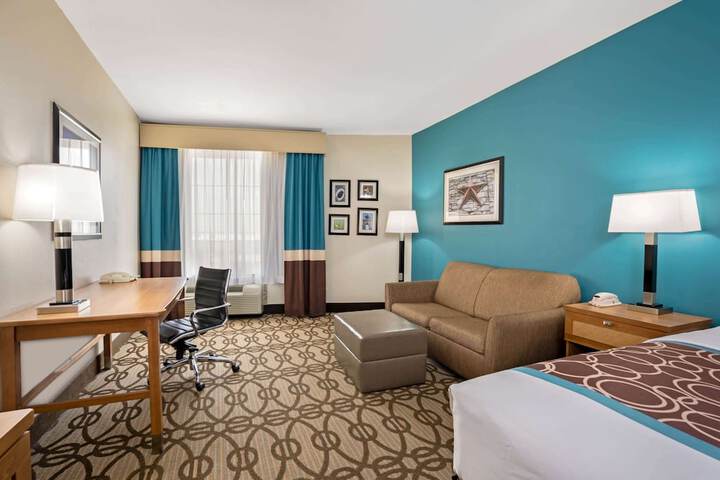 Room 10 of 40