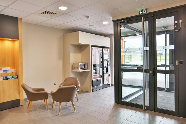 Guest Lobby