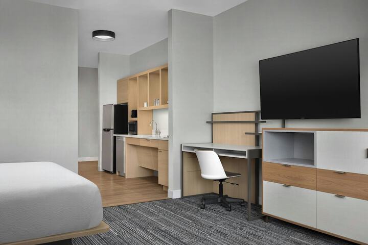 Room 16 of 51