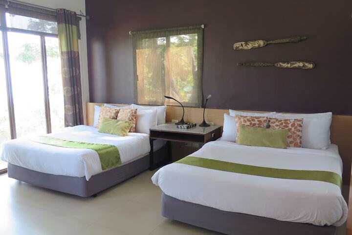Room 15 of 36