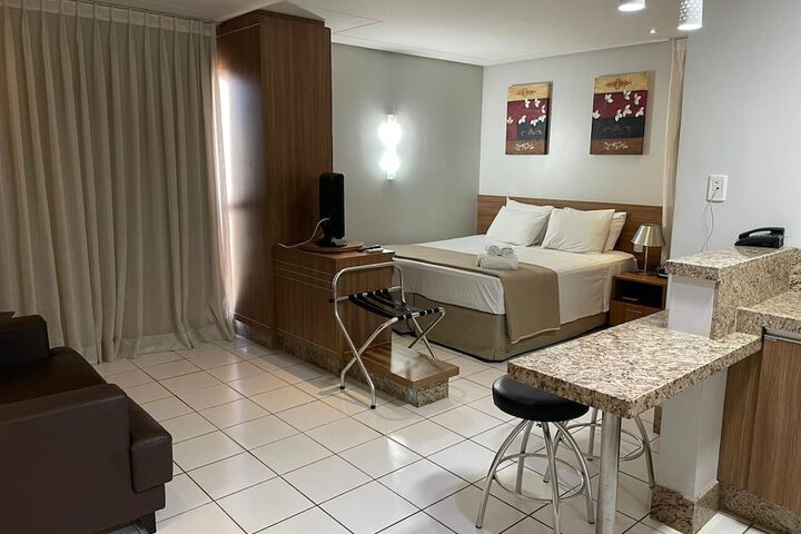 Room 16 of 30