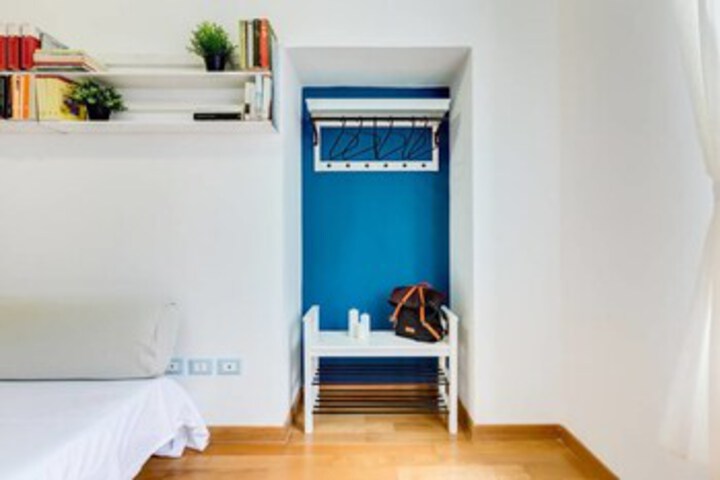 Room 14 of 22