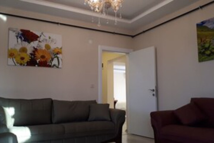 Room 14 of 30