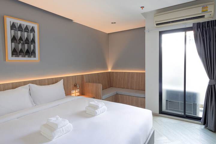 Room 26 of 75