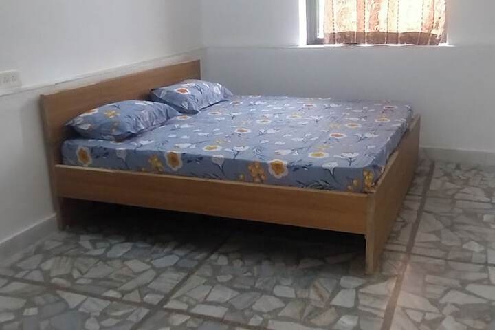 Room 3 of 16