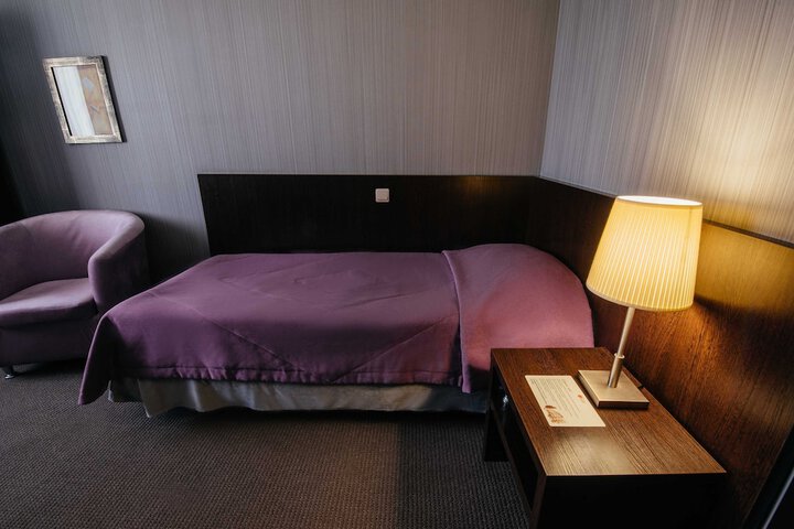 Room 13 of 71