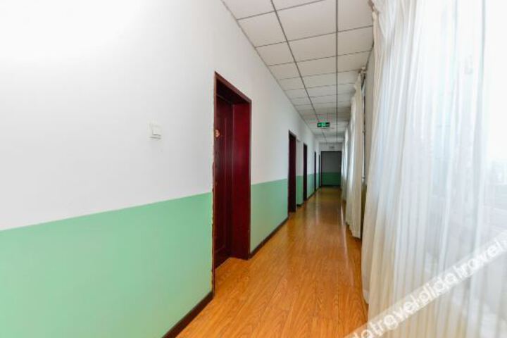 Hotel Interior 8 of 26