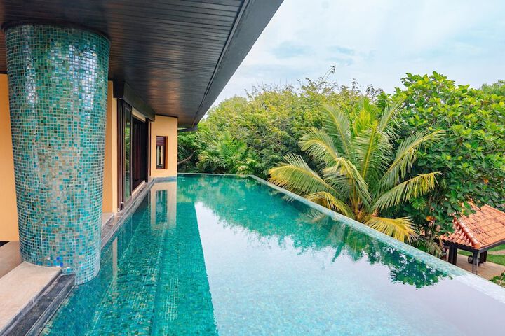 Pool 36 of 132