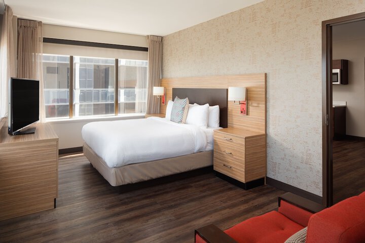 Room 10 of 51
