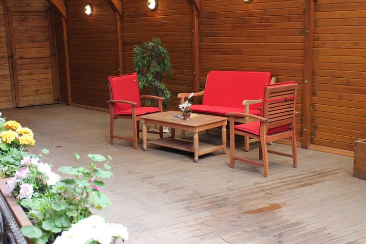 Terrace/Patio 70 of 77
