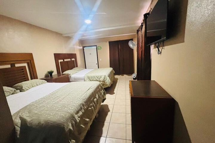 Room 2 of 11