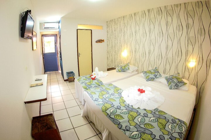 Room 11 of 40