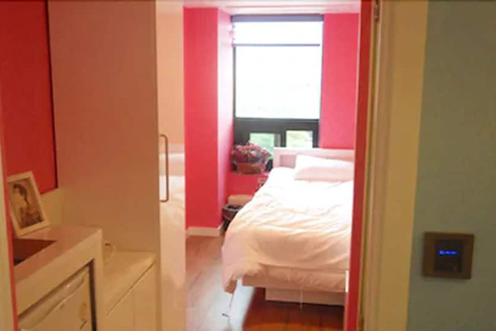 Room 19 of 46
