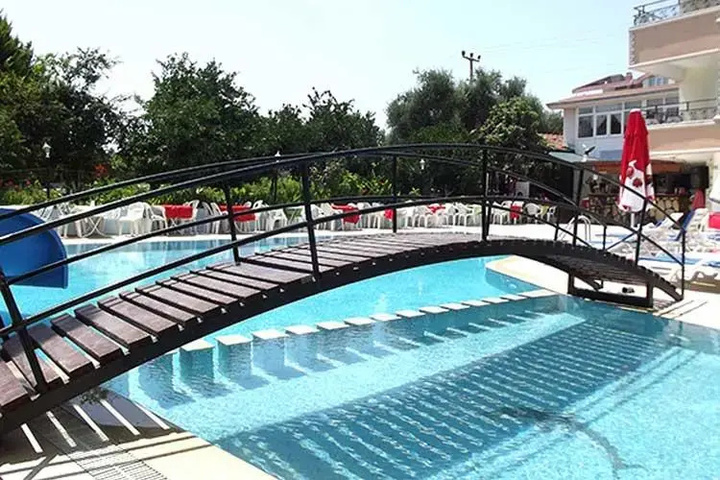 Pool 12 of 17