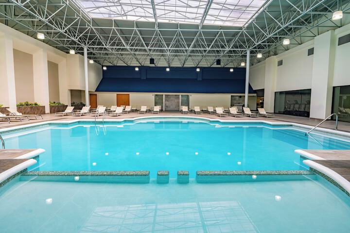 Hotel with Pool