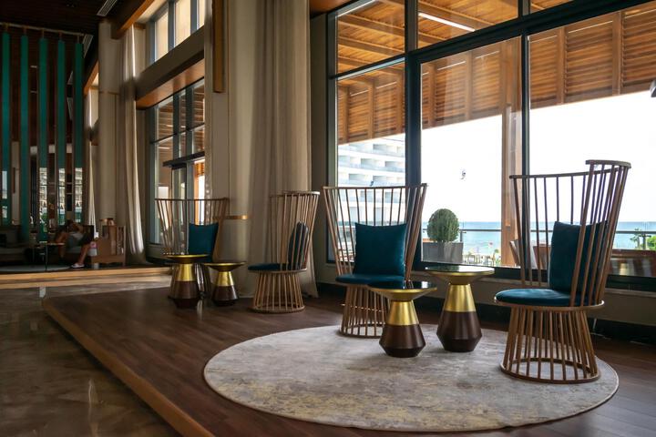 Hotel Interior 17 of 115