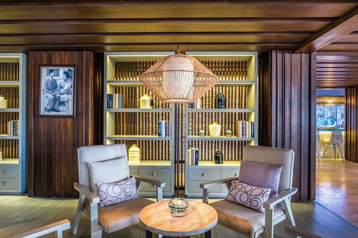 Lobby Entry