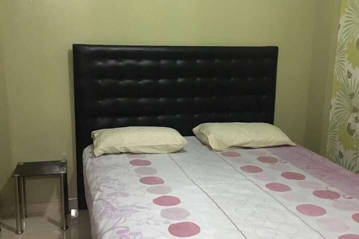 Room 11 of 26