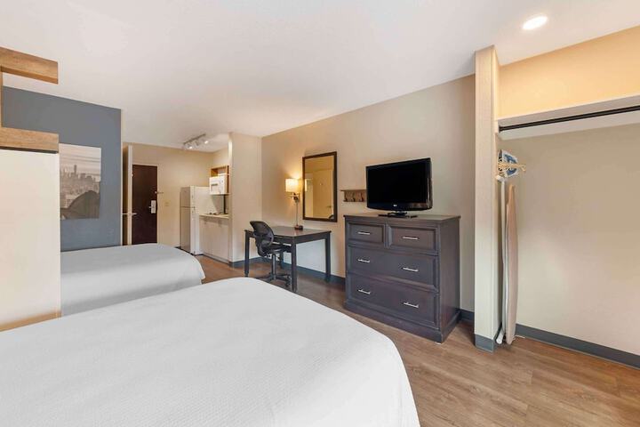 Superior Studio 2 Double Beds (1 of 5)