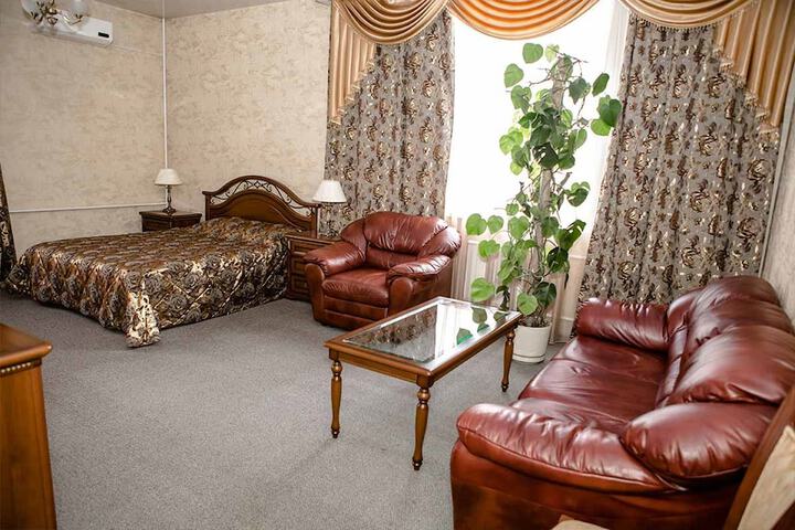 Room 35 of 65