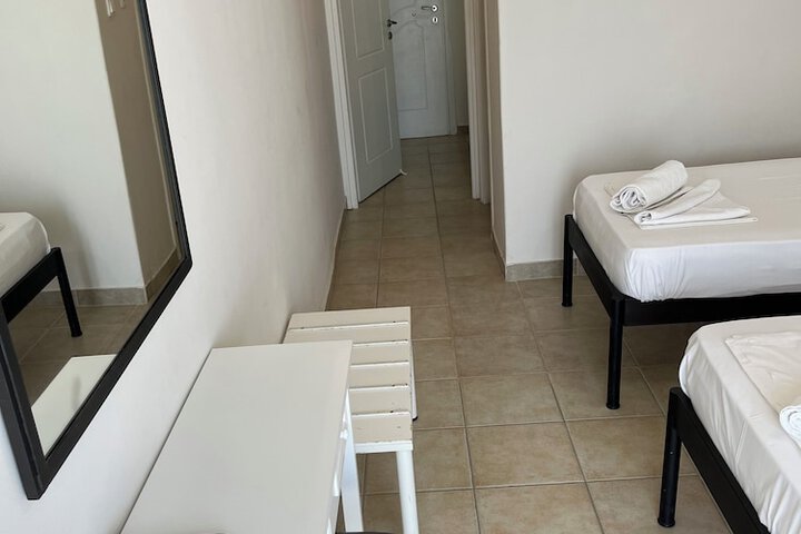 Room 30 of 96