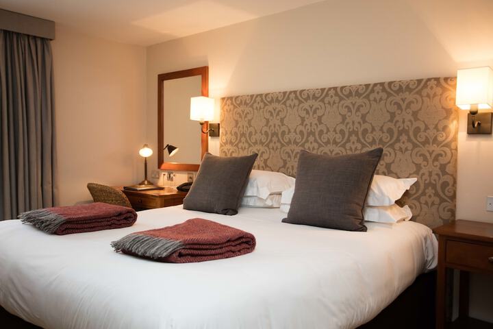 Room 10 of 60