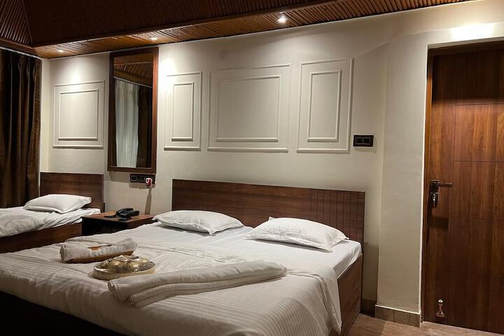 Room 11 of 47