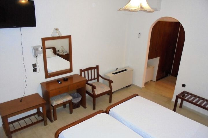 Room 6 of 54