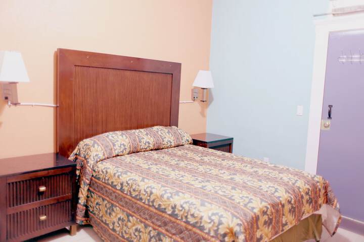 Room 6 of 53