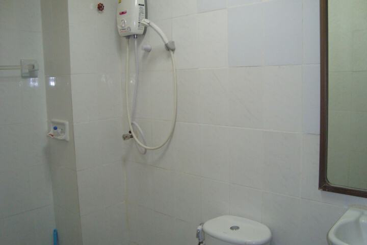 Room 69 of 86