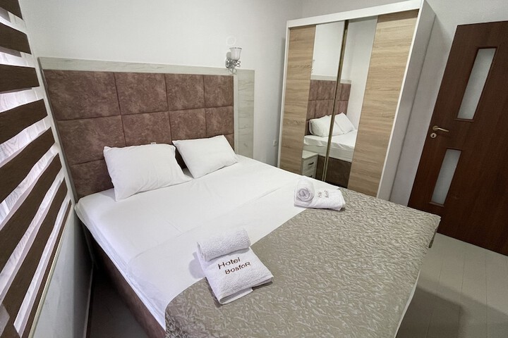 Room 25 of 92