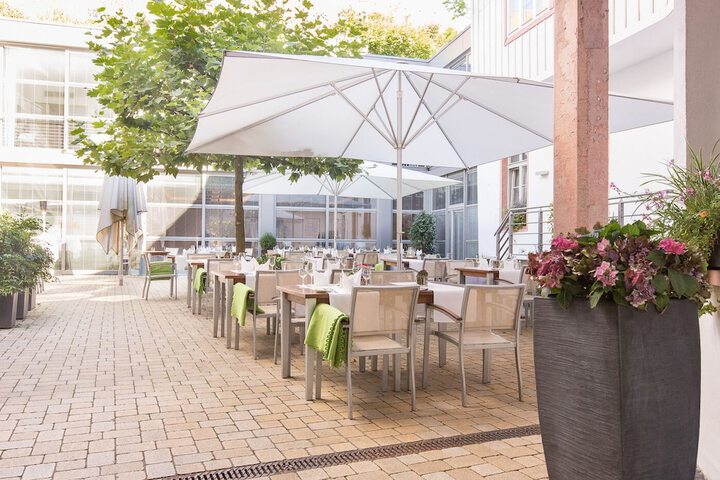 Terrace/Patio 28 of 90