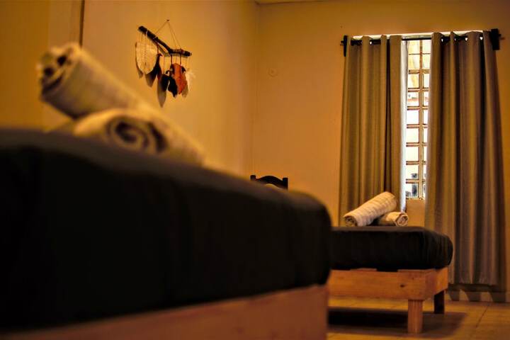 Room 2 of 33