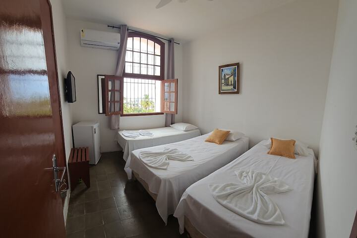 Room 70 of 157