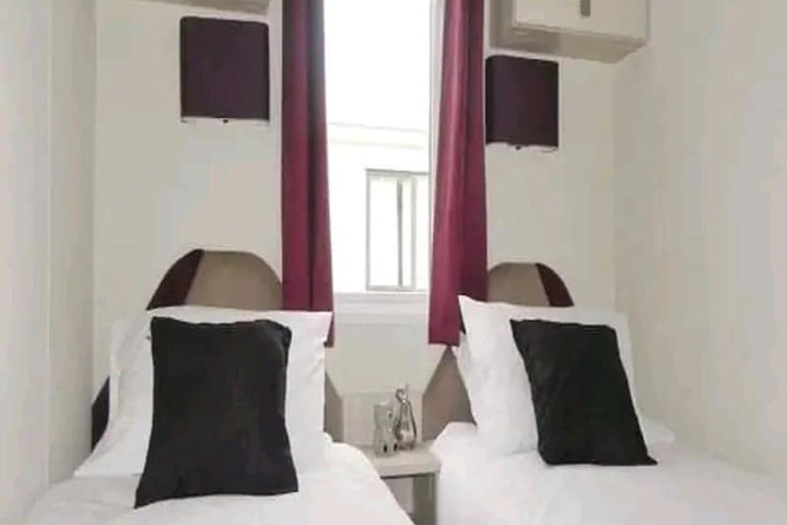 Room 3 of 23