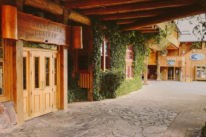 Hotel Exterior 56 of 60