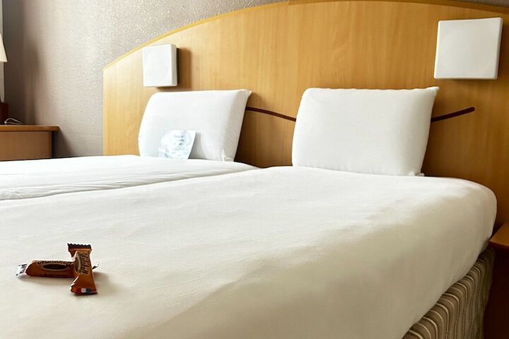 Room 4 of 31