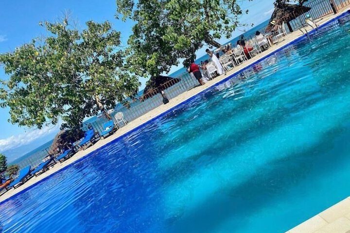 Pool 6 of 12