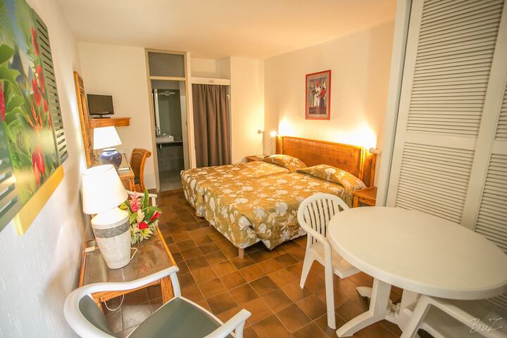 Room 17 of 59