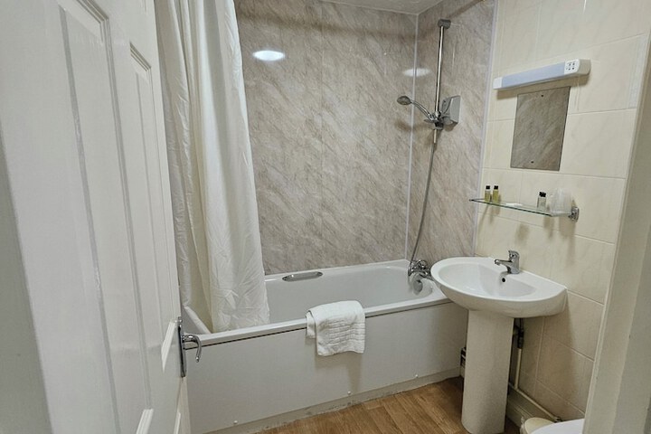 Room 14 of 44