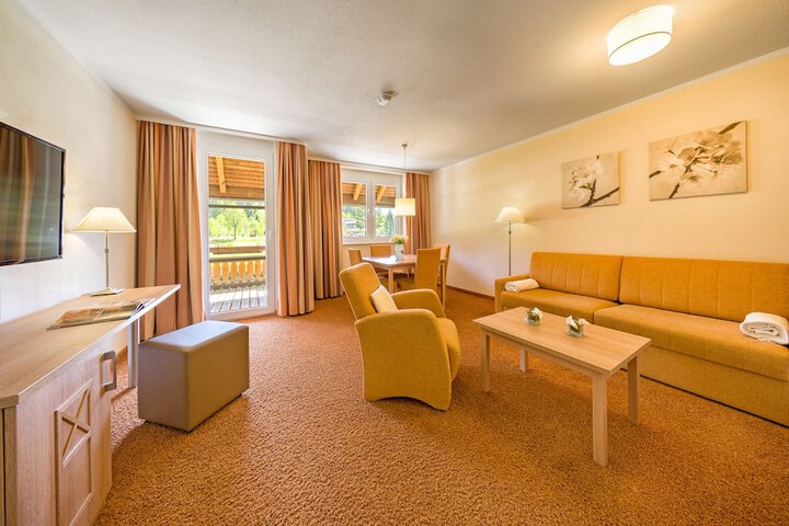 Room 5 of 43