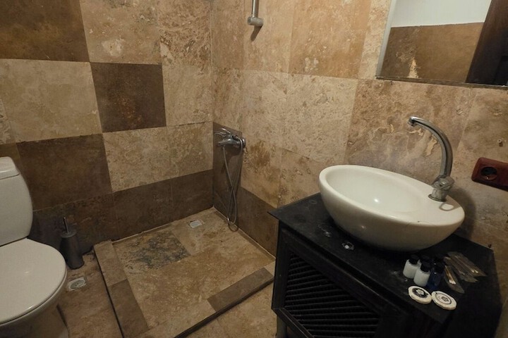 Room 415 of 578