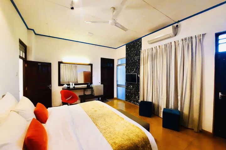 Room 16 of 47