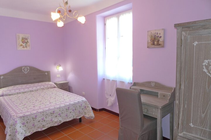 Room 7 of 33