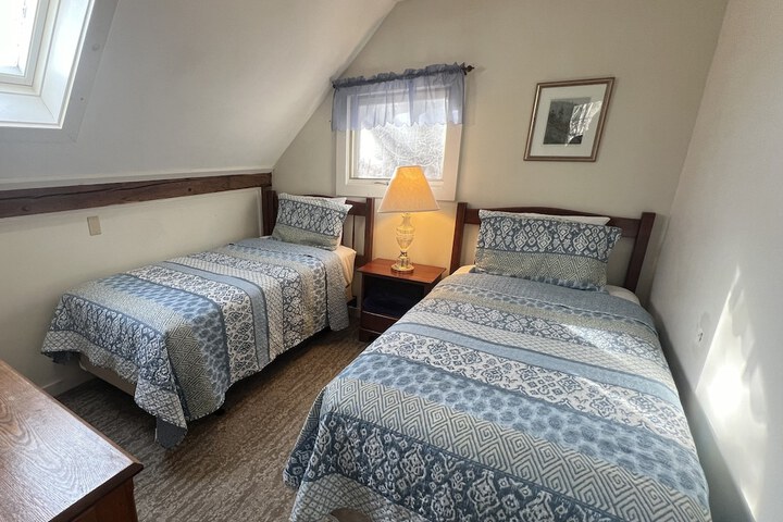 Room 10 of 86